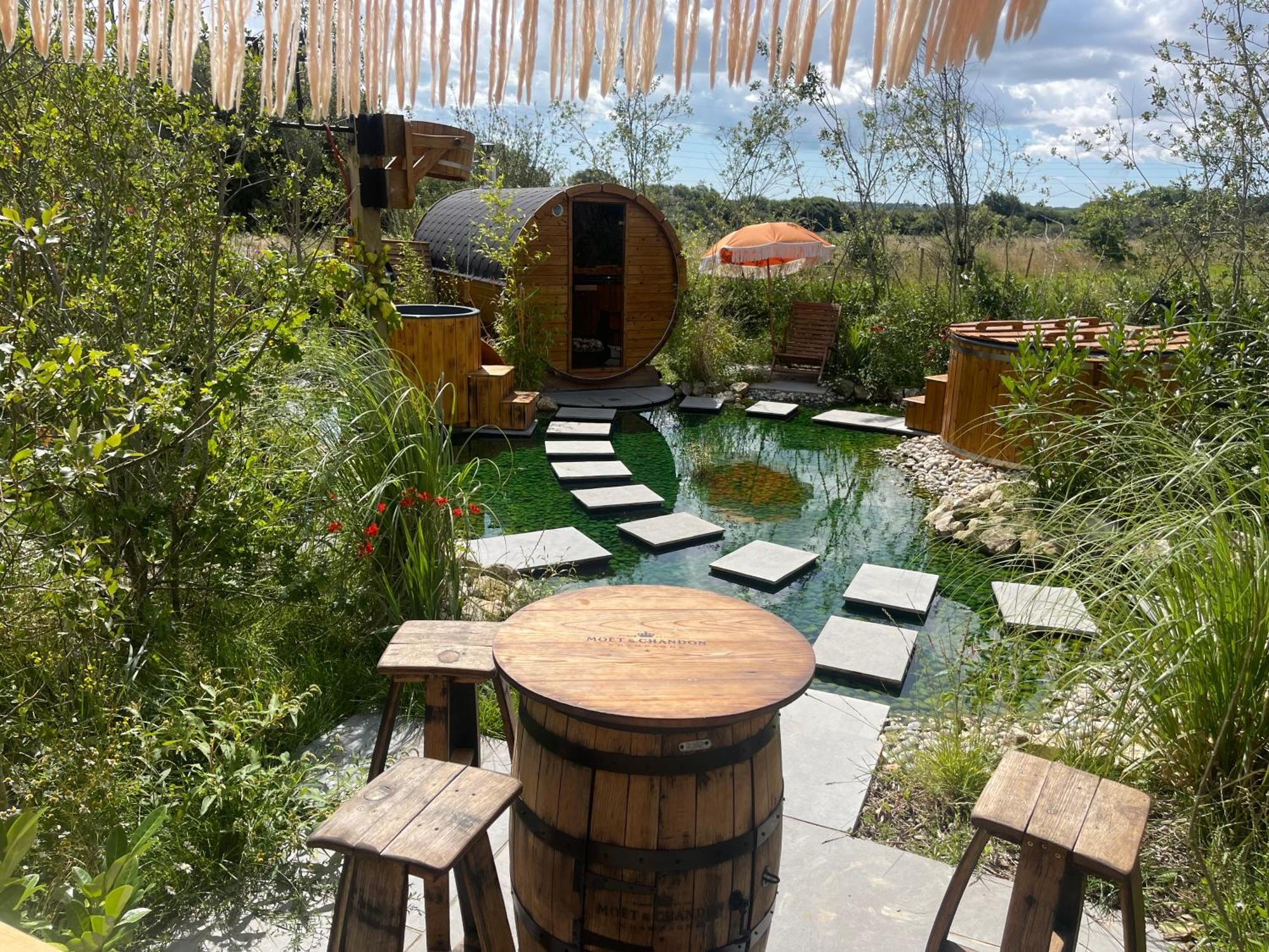 Dragonfly Glamping Spa Retreat آشفورد المظهر الخارجي الصورة
